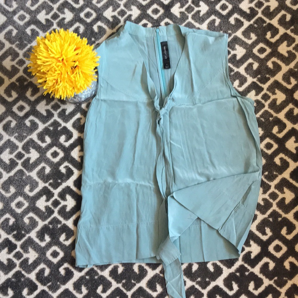 ST. JOHN  100% Silk tie neck Blouse. FINAL PRICE
